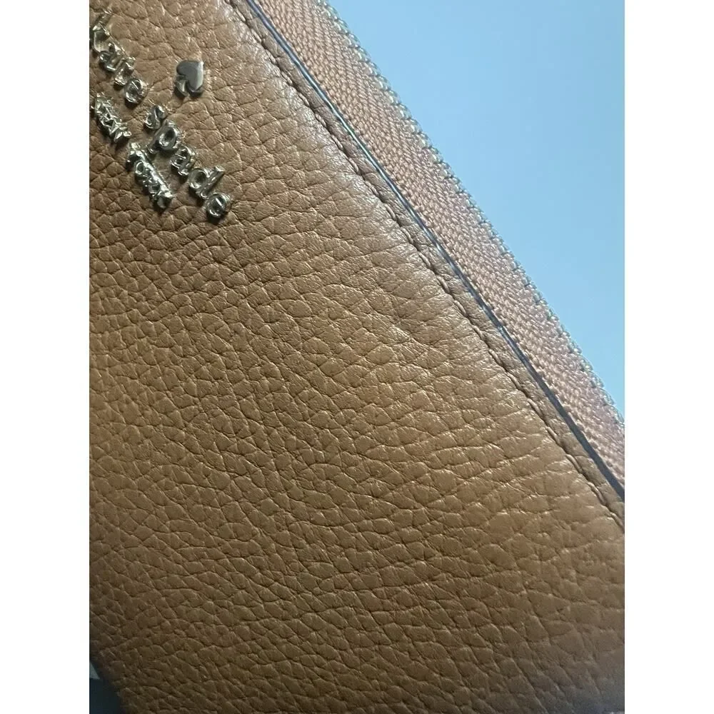 kate spade New York Pebbled Leather Womens Medium Tan Wallet Zip Around Bi-Fold